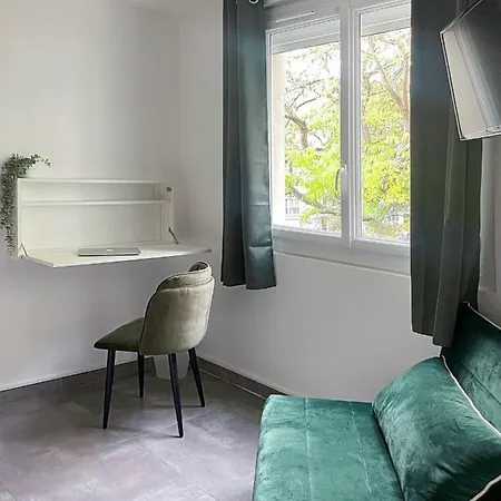 Auteuil • 4 • Wifi • Metro A 400m Apartment Rennes